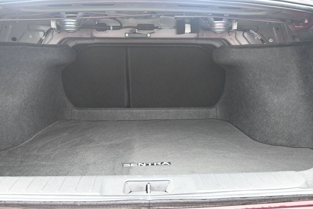 Used 2024 Nissan Sentra SV FWD image 28