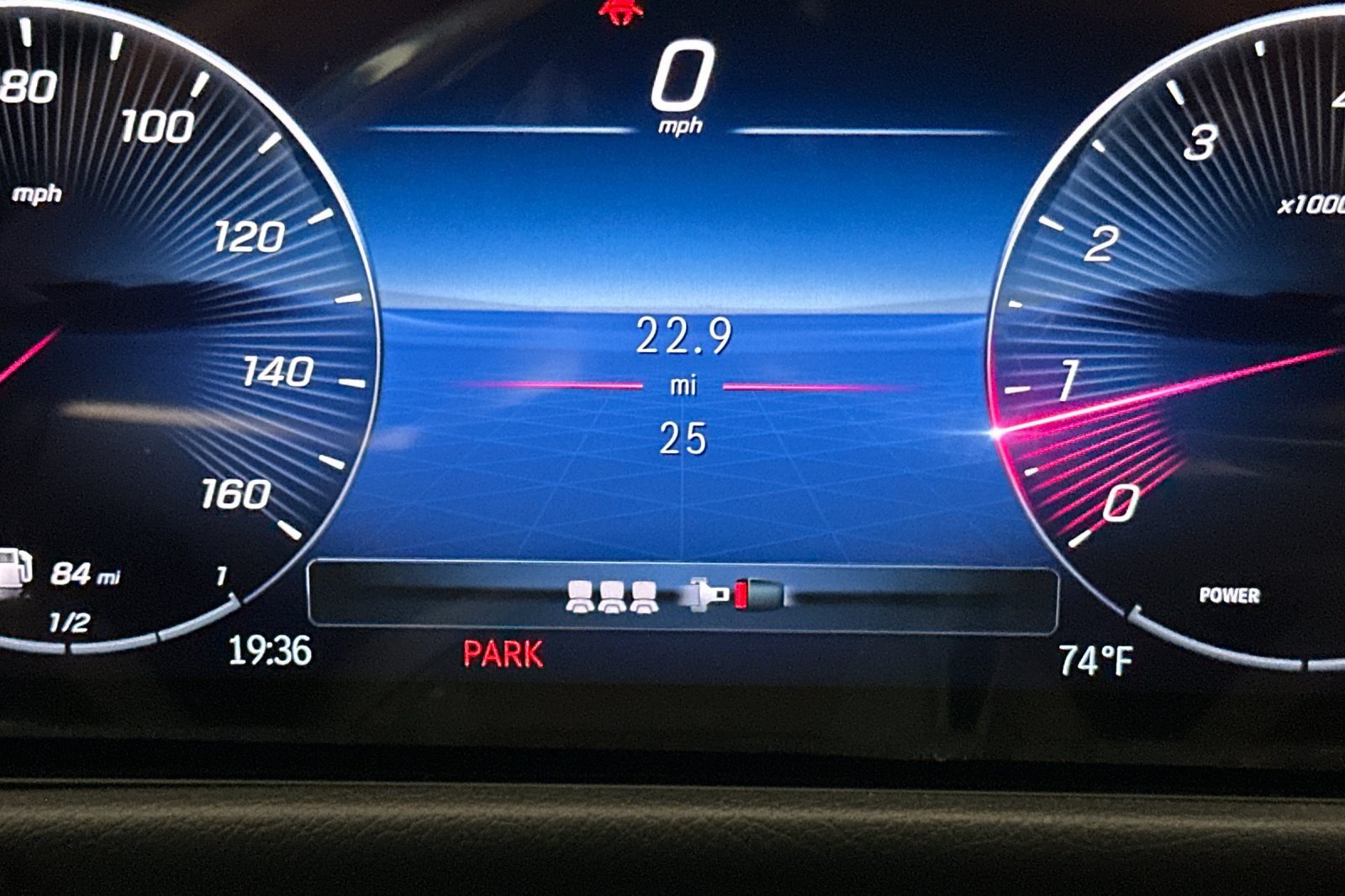 New 2025 Mercedes-Benz GLB 250 4MATIC image 24