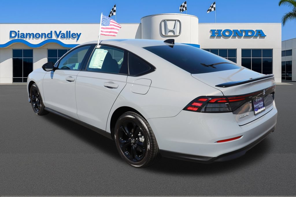 Certified 2025 Honda Accord SE image 4
