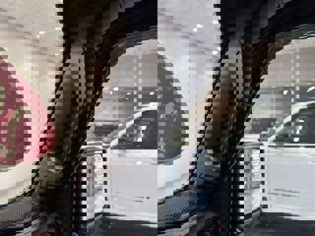 Used 2019 Jeep Wrangler Sport image 31