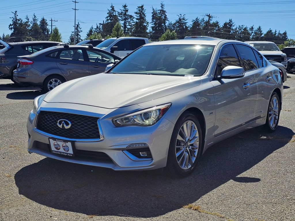 Used 2019 INFINITI Q50 Luxe w/ All Weather Package (L93) AWD/4WD image 4