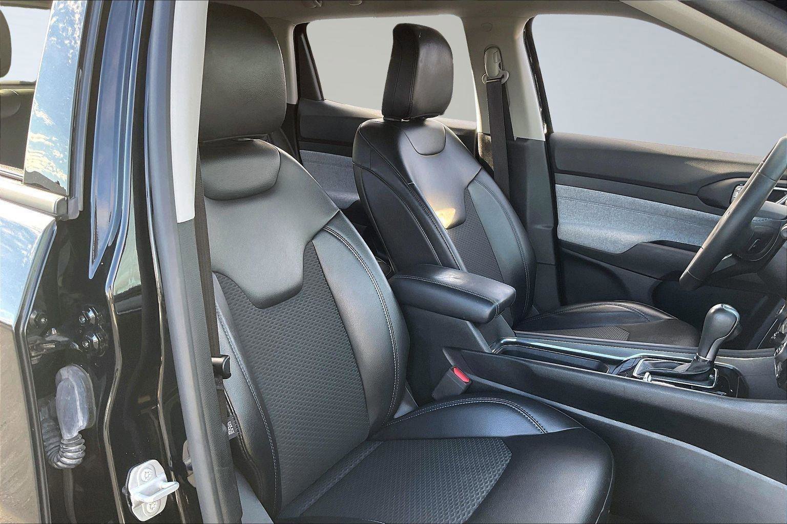 Used 2022 Jeep Compass Latitude image 8