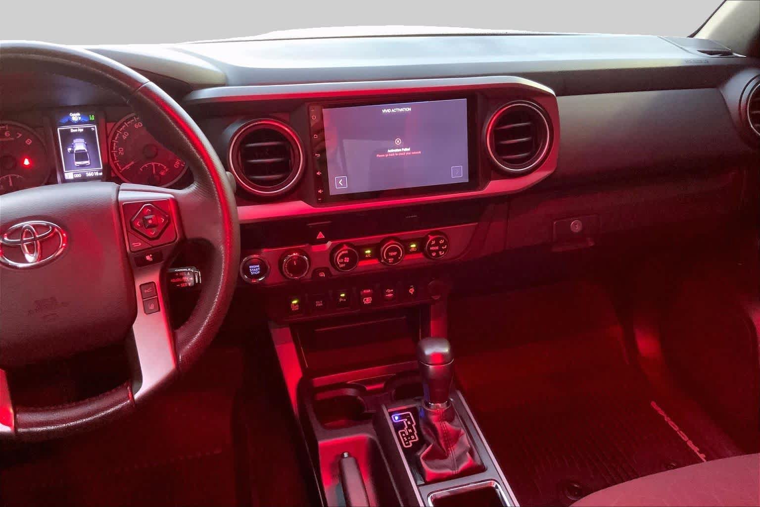 Used 2019 Toyota Tacoma TRD Off-Road w/ Technology Package AWD/4WD image 7