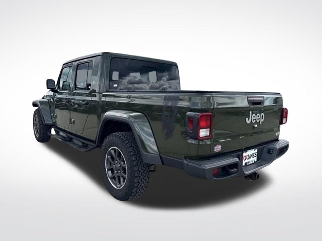 Used 2022 Jeep Gladiator Overland w/ Cold Weather Group AWD/4WD image 13