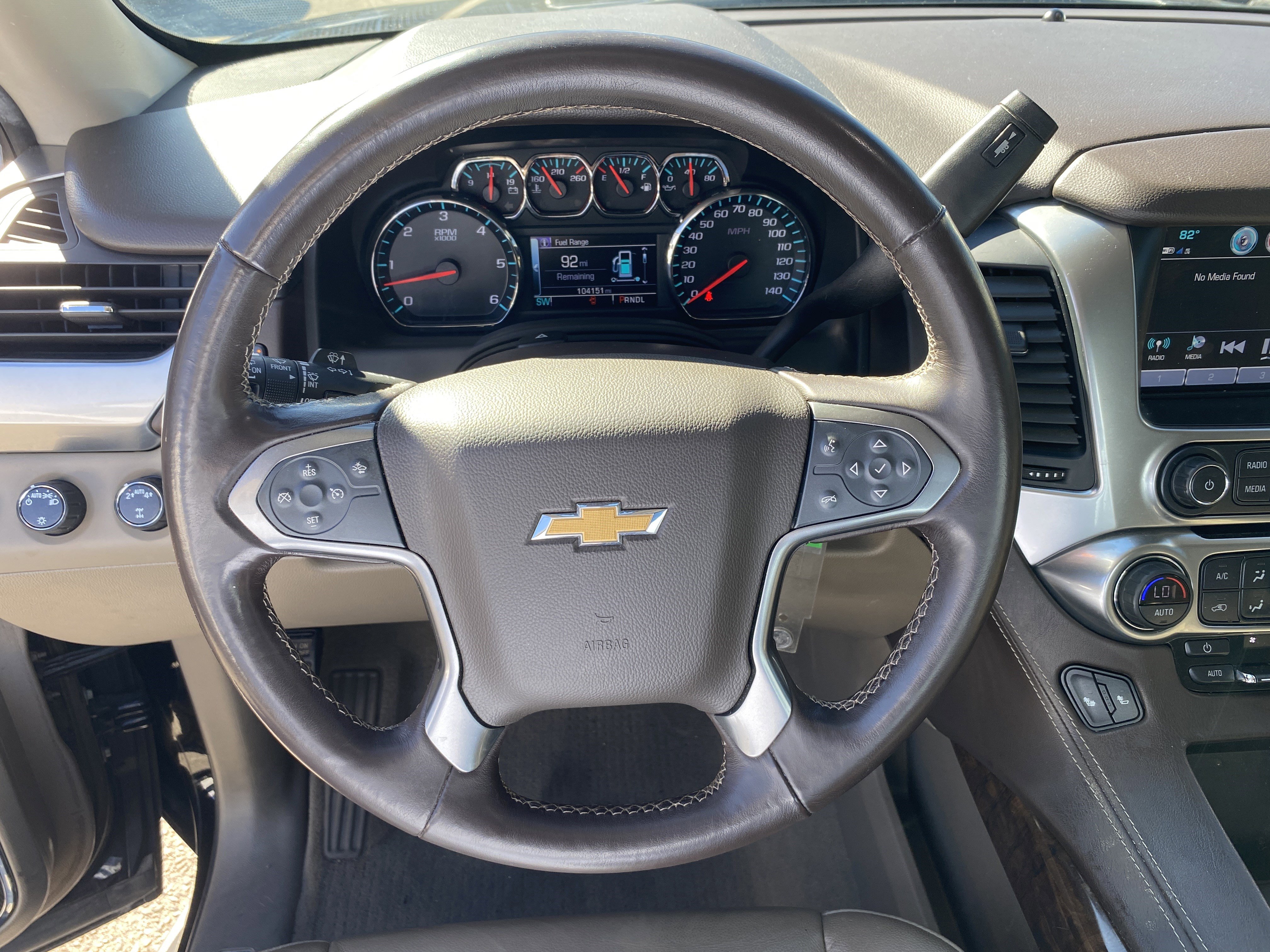 Used 2023 Chevrolet Suburban Premier image 10