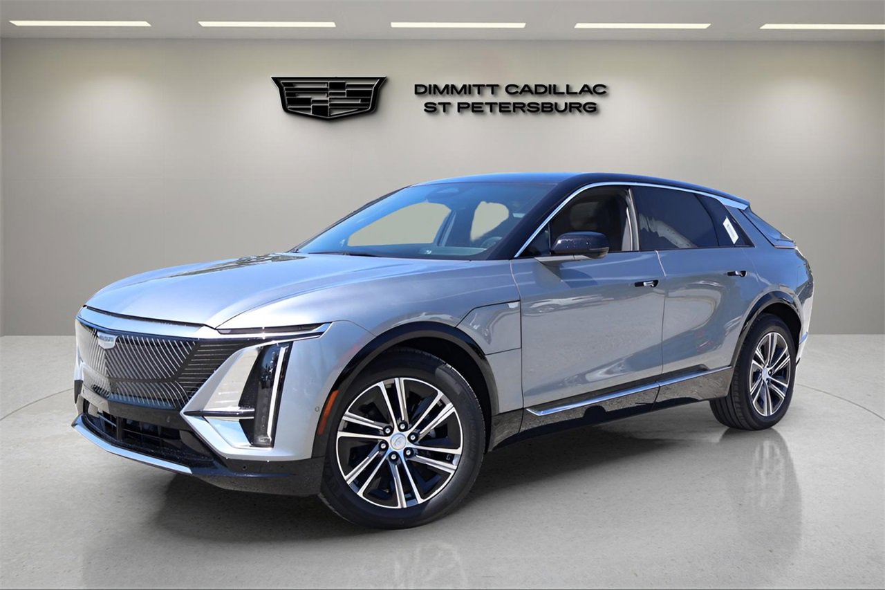 New 2026 Cadillac Lyriq Luxury image 1