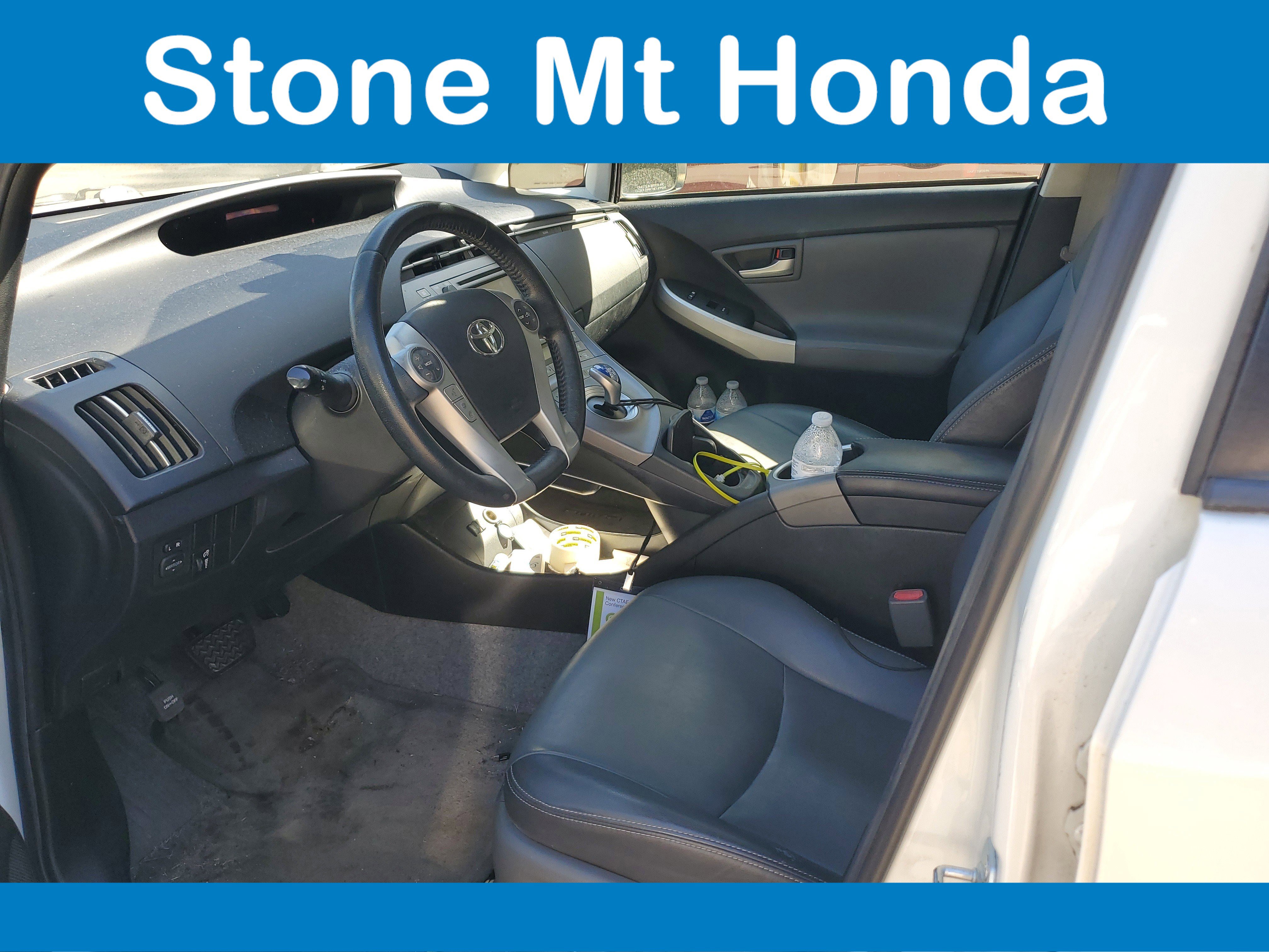Used 2014 Toyota Prius Four image 7