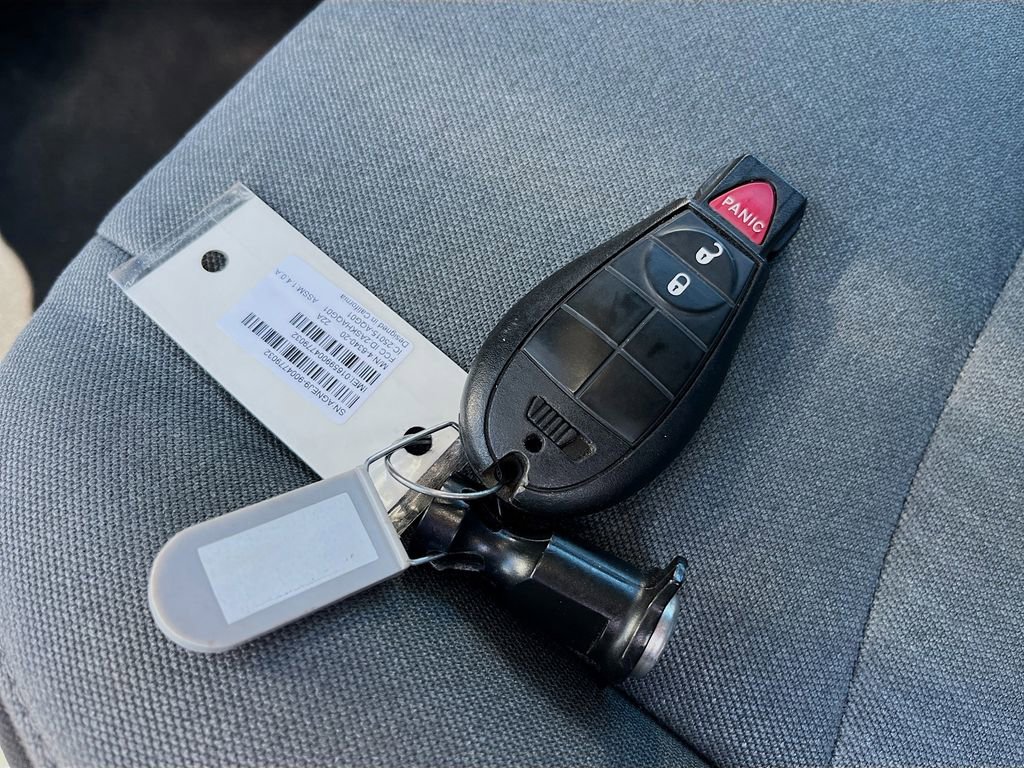 Used 2021 RAM 1500 Classic SLT image 32