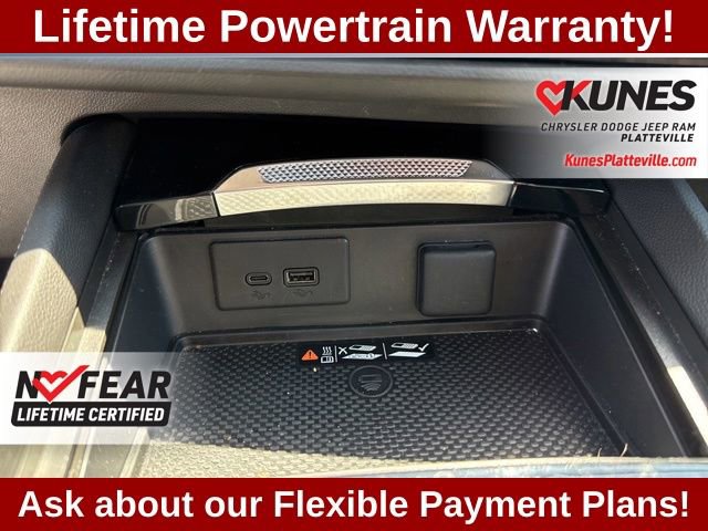 Used 2024 Buick Envision Preferred AWD/4WD image 31