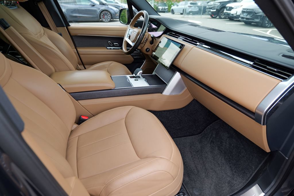 Used 2024 Land Rover Range Rover SE AWD/4WD image 38