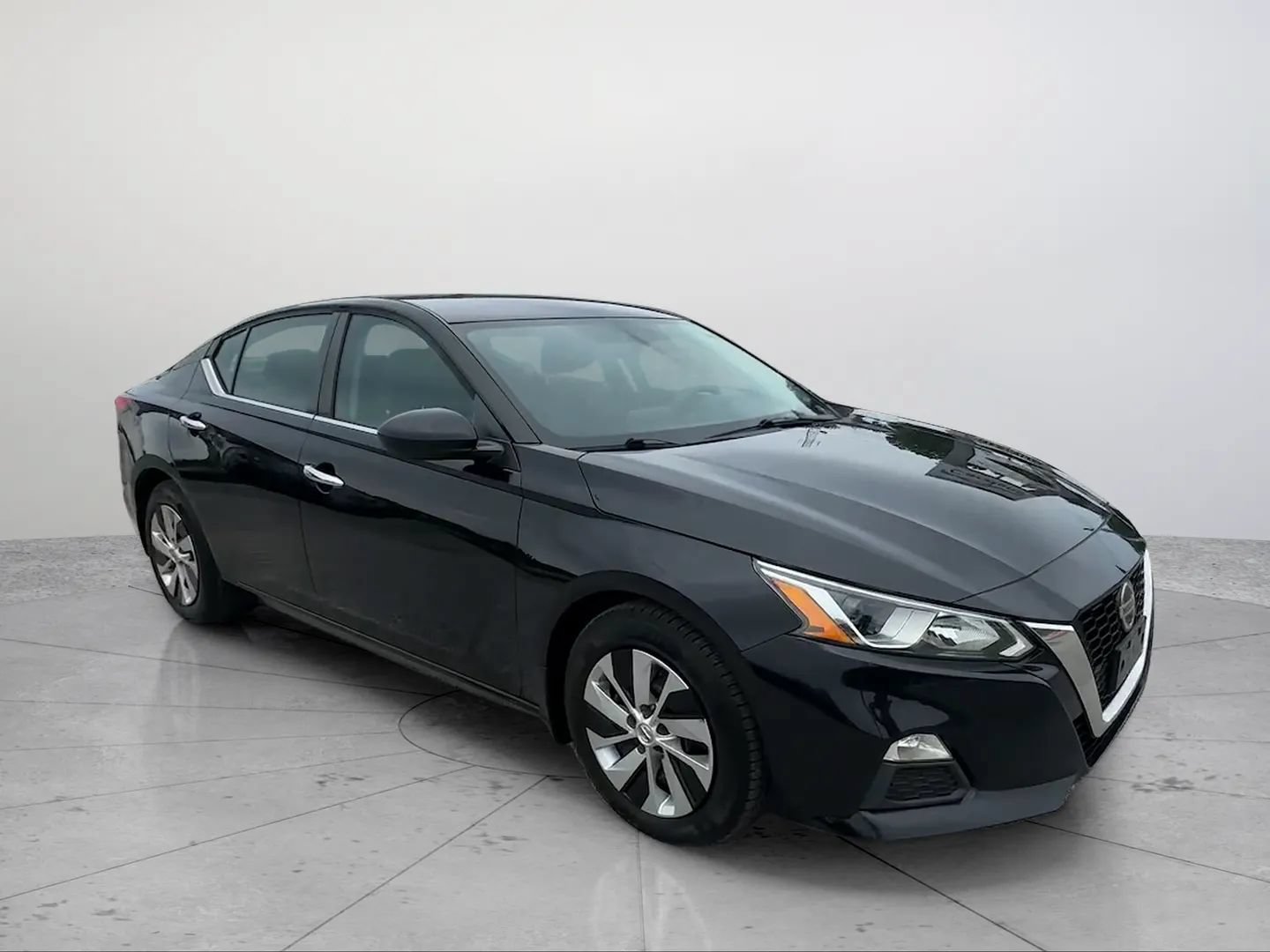 Used 2019 Nissan Altima 2.5 S FWD image 14