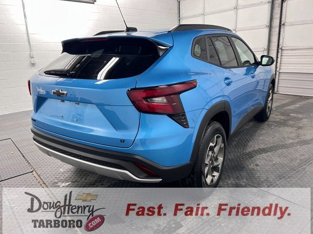 New 2026 Chevrolet Trax LT w/ Driver Confidence Package image 8