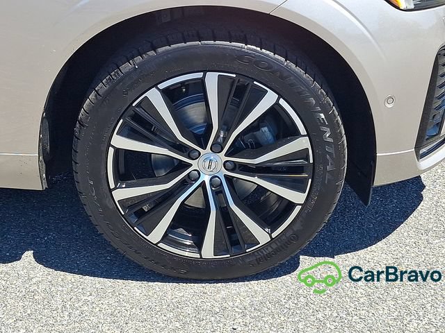 Used 2023 Volvo XC60 B5 Plus w/ Climate Package AWD/4WD image 8