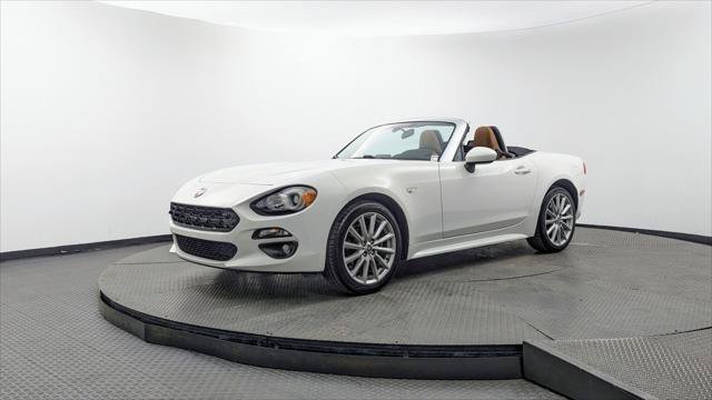 Used 2020 FIAT 124 Spider Lusso RWD image 2