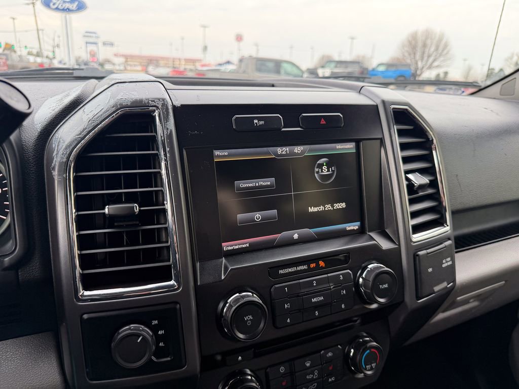 Used 2015 Ford F150 XLT w/ Equipment Group 302A Luxury image 19