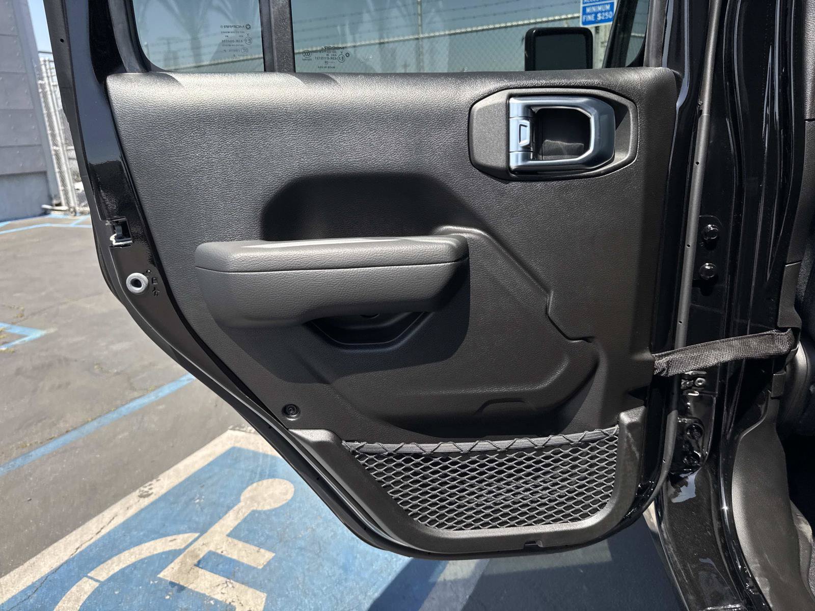 New 2026 Jeep Gladiator Sport AWD/4WD image 27