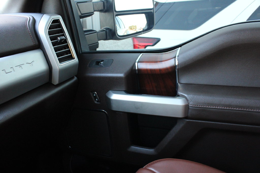 Used 2021 Ford F450 King Ranch w/ King Ranch Ultimate Package AWD/4WD image 21