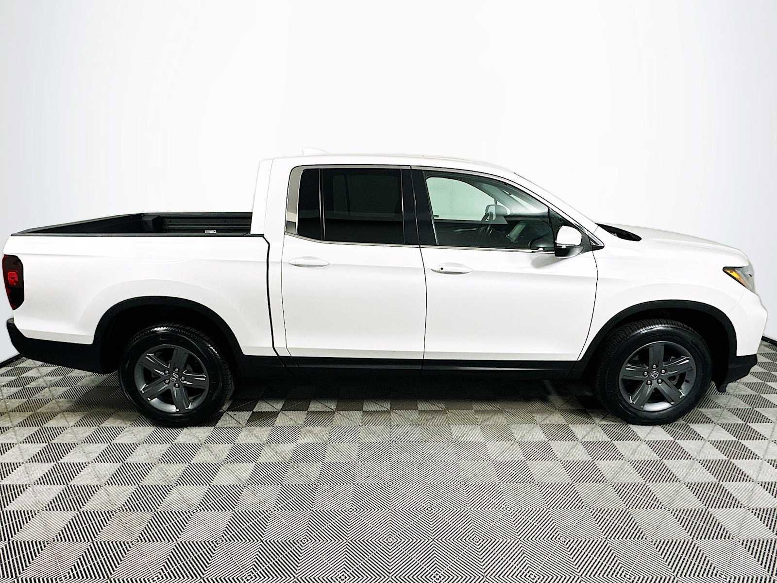 Used 2023 Honda Ridgeline RTL image 8