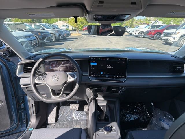 New 2026 Volkswagen Tiguan SE AWD/4WD image 9