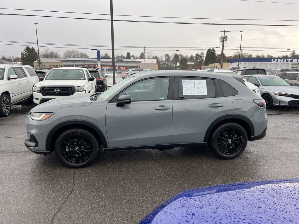 Used 2026 Honda HR-V Sport image 2