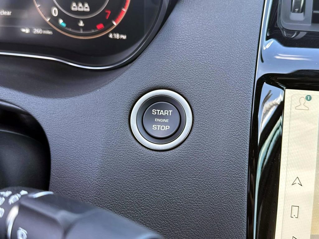 New 2024 Jaguar E-PACE R-Dynamic SE image 25