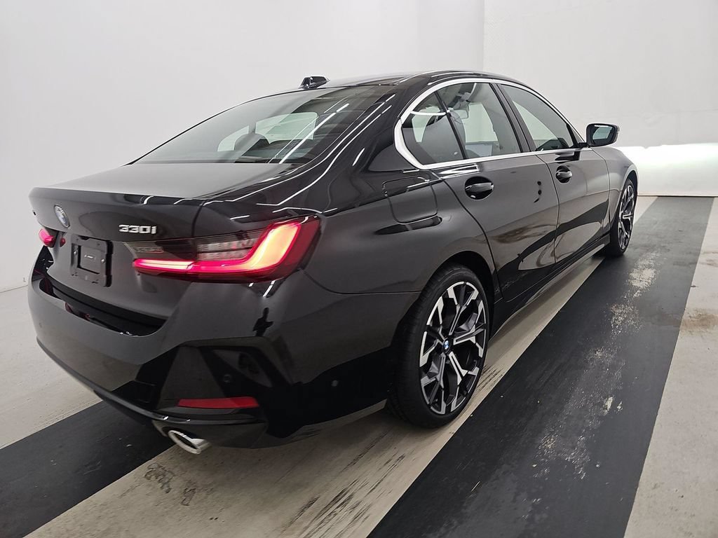 Used 2025 BMW 330i xDrive Sedan AWD/4WD video 2
