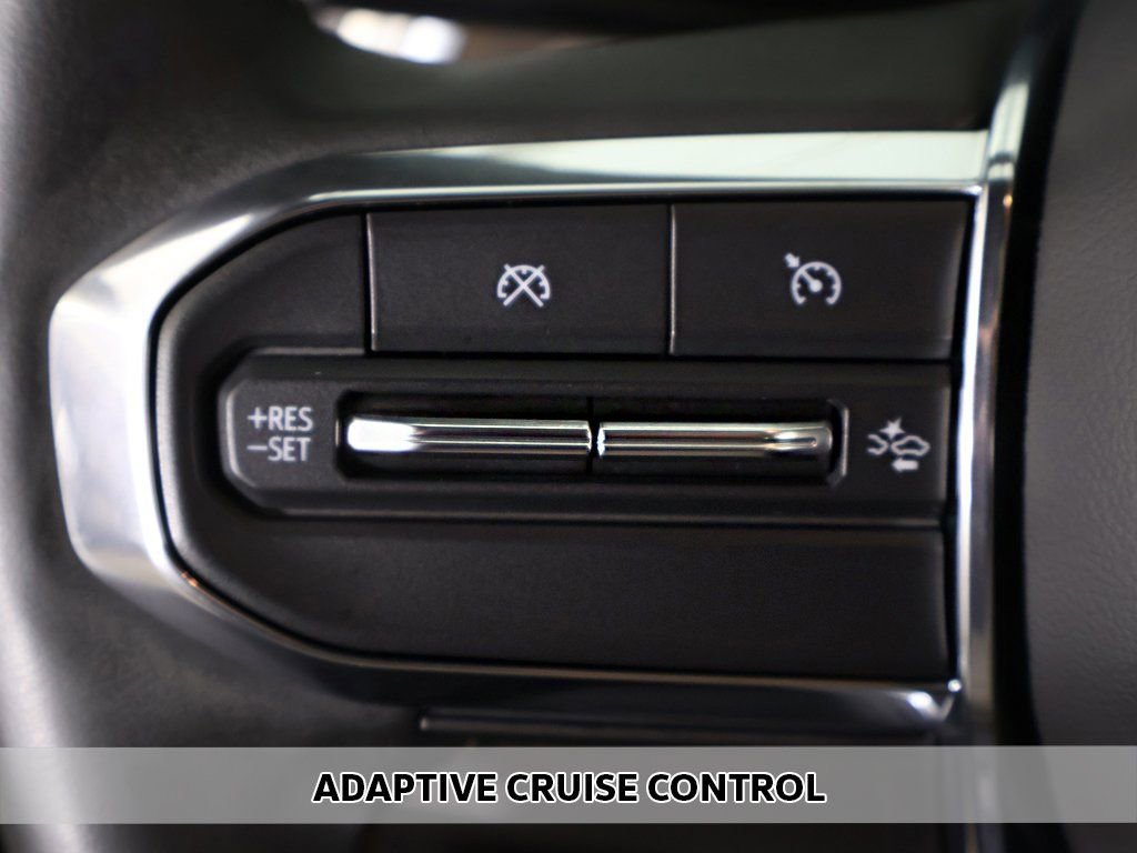 Used 2023 GMC Canyon Denali image 4