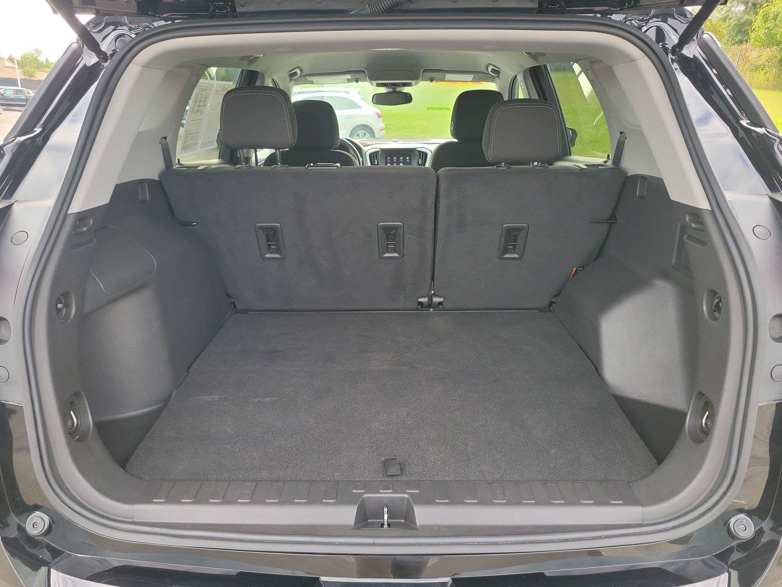 Used 2024 GMC Terrain SLE AWD/4WD image 8