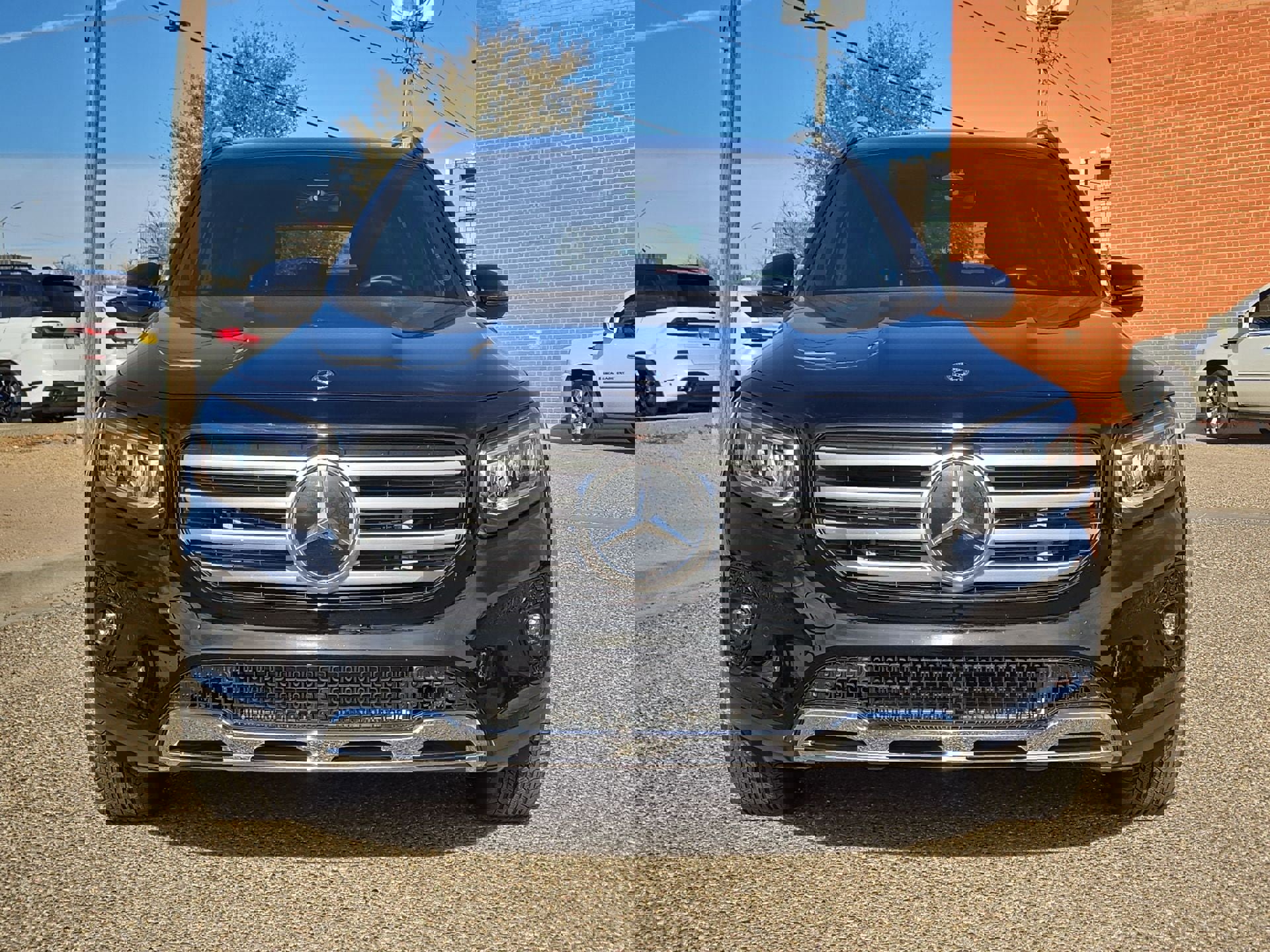 New 2025 Mercedes-Benz GLB 250 image 10