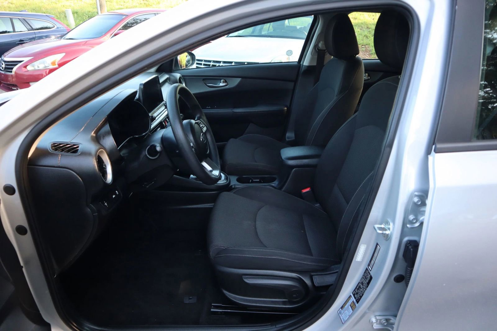 Used 2021 Kia Forte LXS image 9