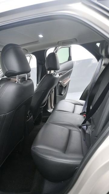 Used 2024 MAZDA CX-30 AWD 2.5 S w/ Premium Package image 17