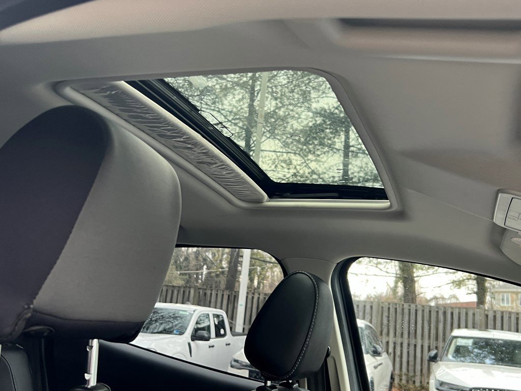 Certified 2020 Ford EcoSport SES image 12