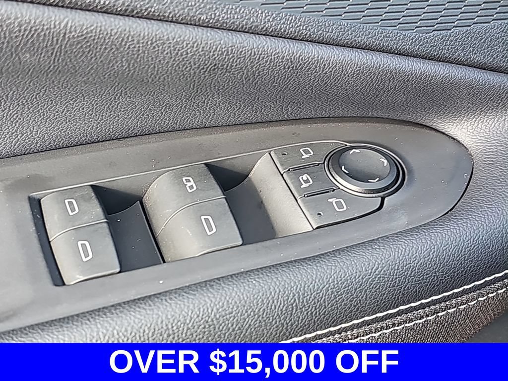Used 2024 Chevrolet Blazer EV LT AWD/4WD image 29
