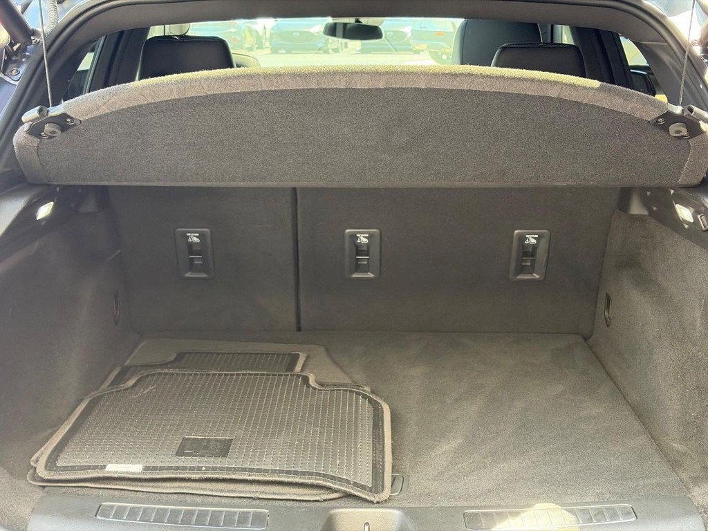 Certified 2024 Cadillac XT4 Premium Luxury AWD/4WD image 4