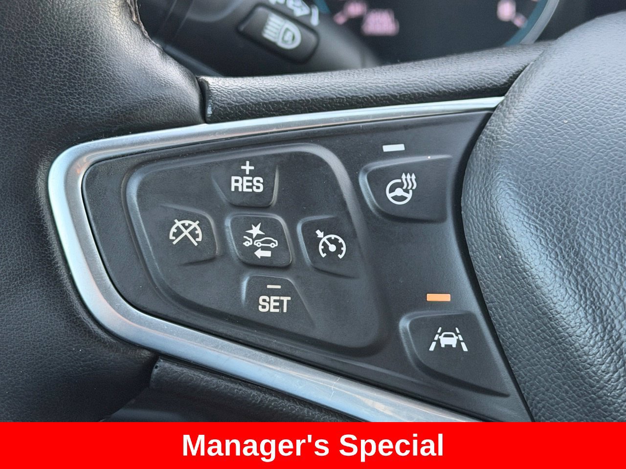 Used 2023 Chevrolet Equinox LT AWD/4WD image 17