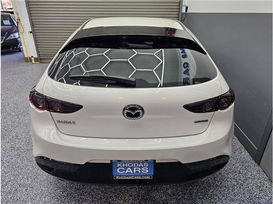 Used 2021 MAZDA MAZDA3 s FWD image 4