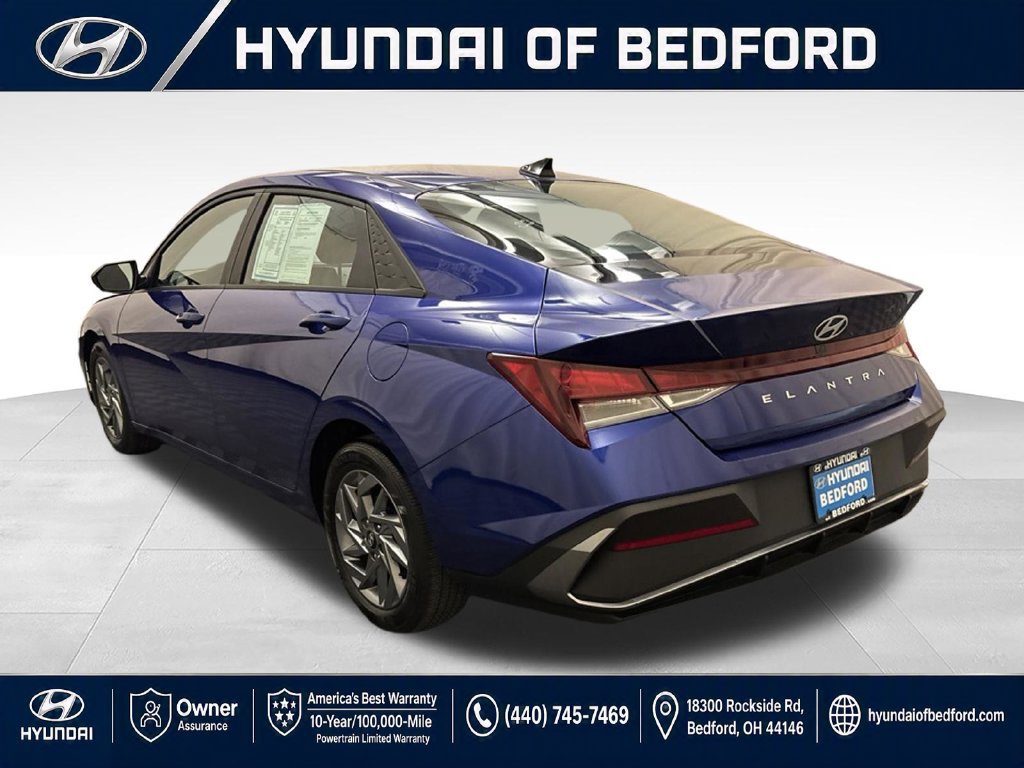 Used 2024 Hyundai Elantra SEL FWD image 9