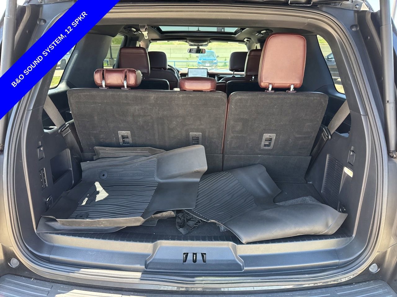 Used 2022 Ford Expedition Limited RWD image 11
