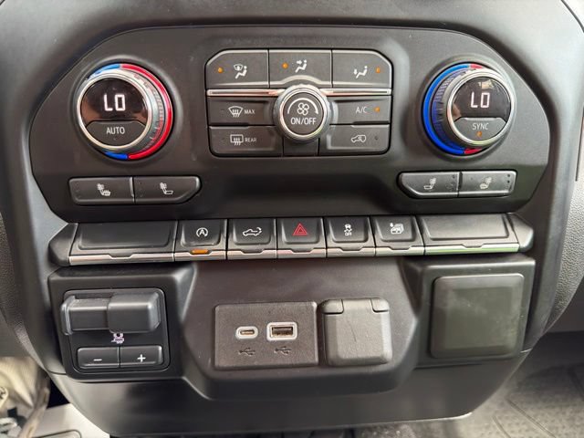Certified 2020 Chevrolet Silverado 1500 LT w/ All-Star Edition AWD/4WD image 28