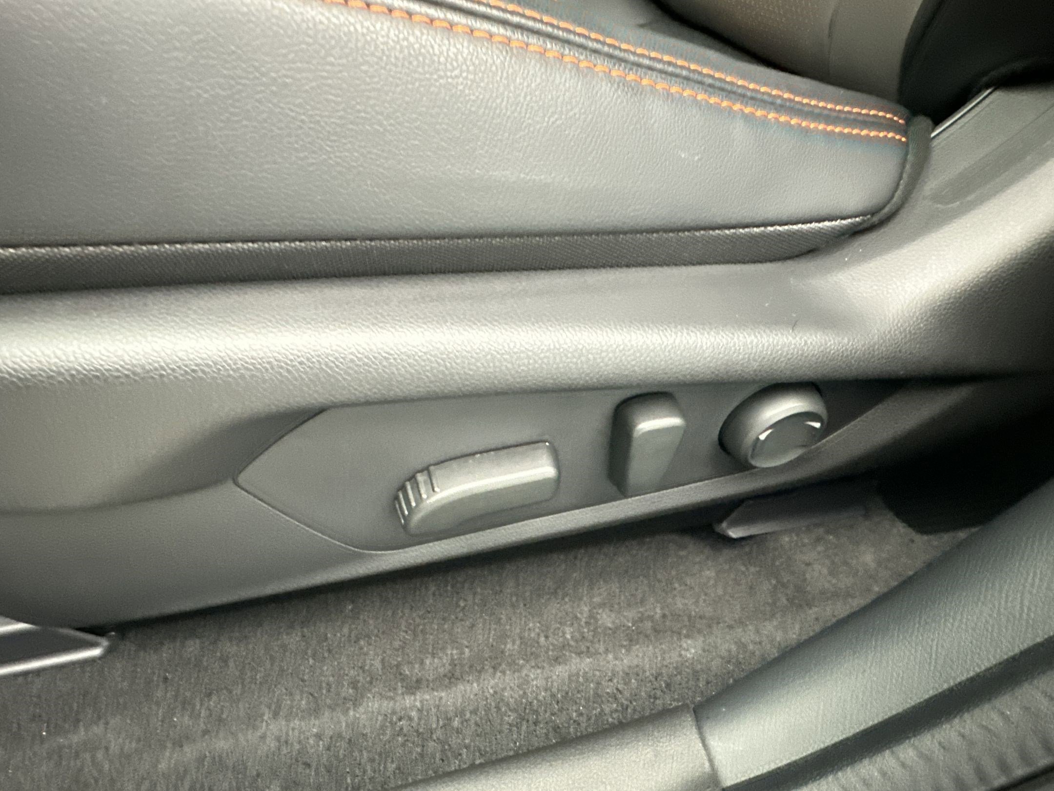 Used 2026 Subaru Crosstrek 2.5i Limited AWD/4WD image 13