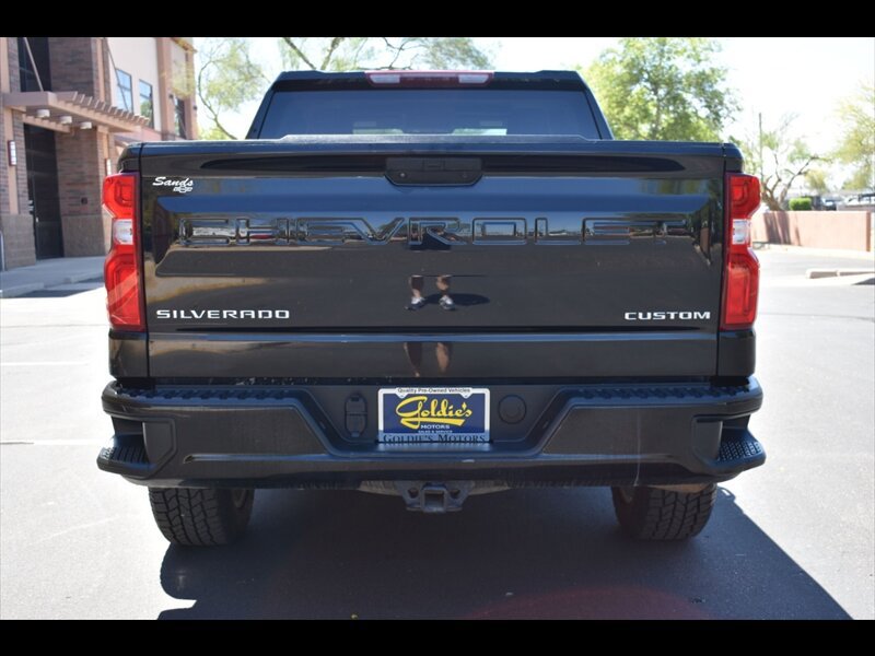 Used 2022 Chevrolet Silverado 1500 Custom w/ Safety Confidence Package AWD/4WD image 9