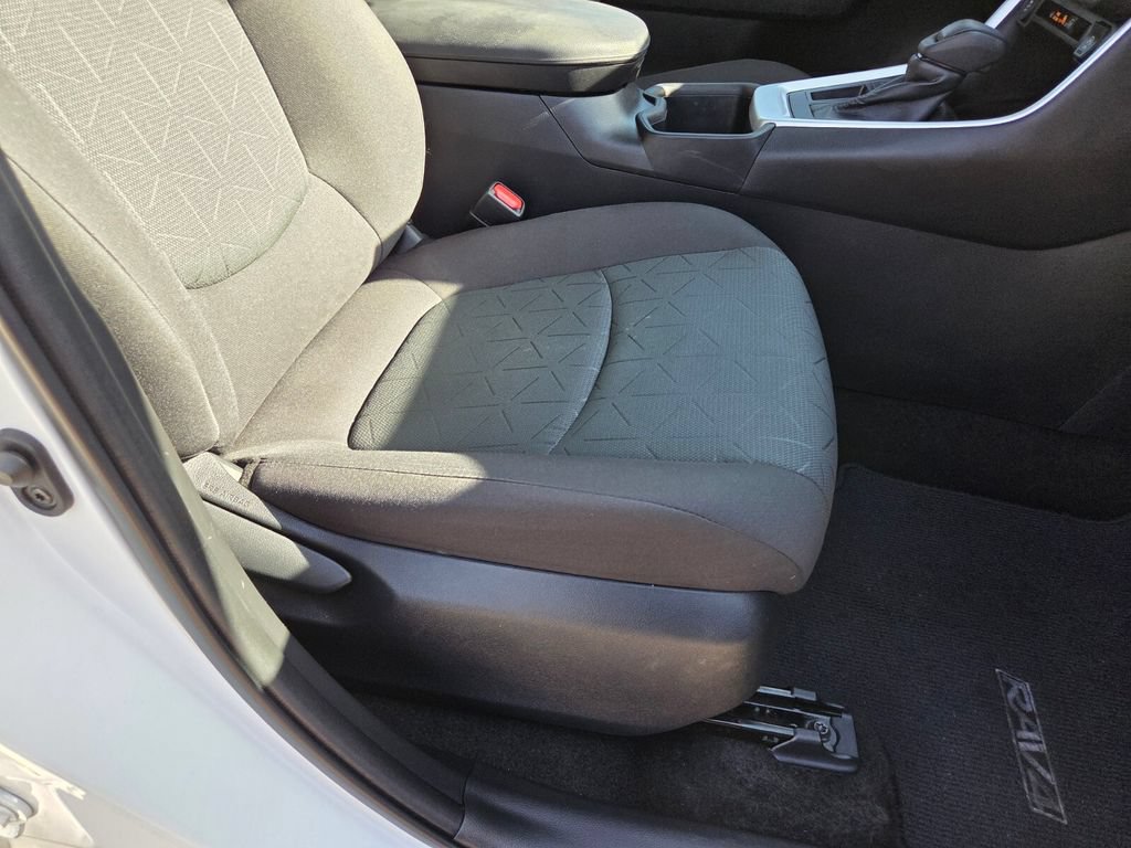 Used 2023 Toyota RAV4 XLE w/ Convenience Package FWD image 29
