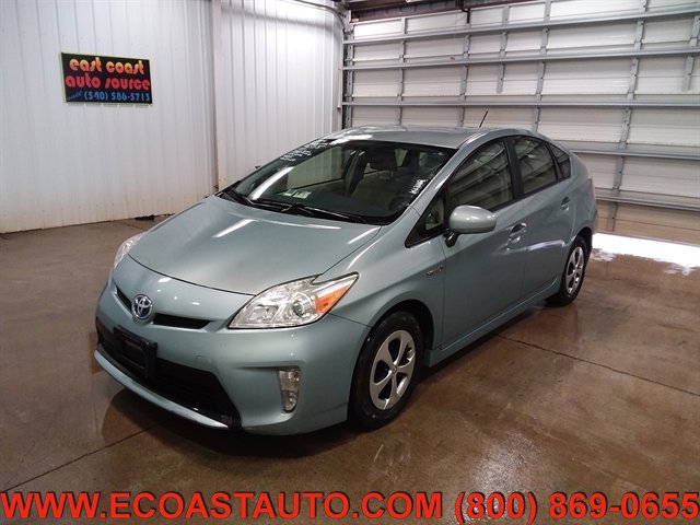 Used 2014 Toyota Prius Three FWD image 4