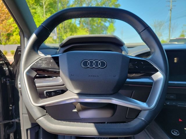 Used 2023 Audi Q4 e-tron Prestige image 22
