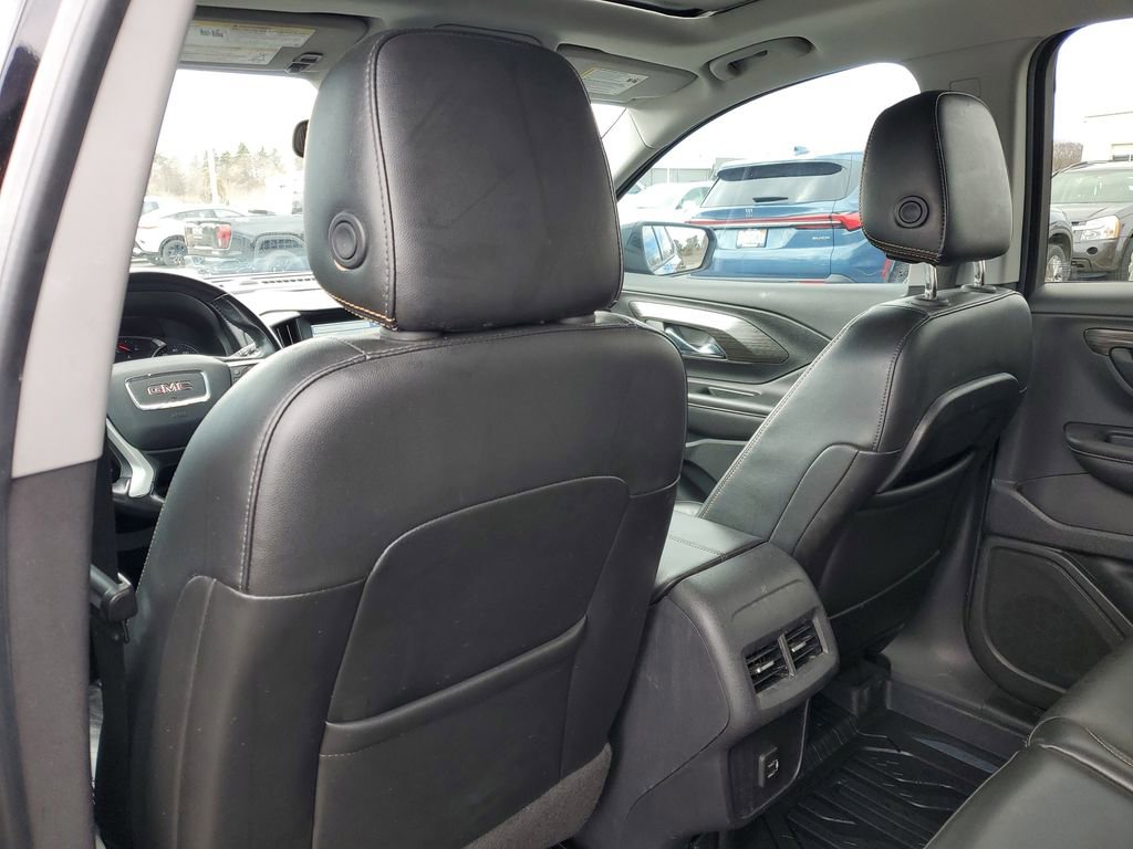 Used 2019 GMC Terrain SLT w/ Preferred Package image 11