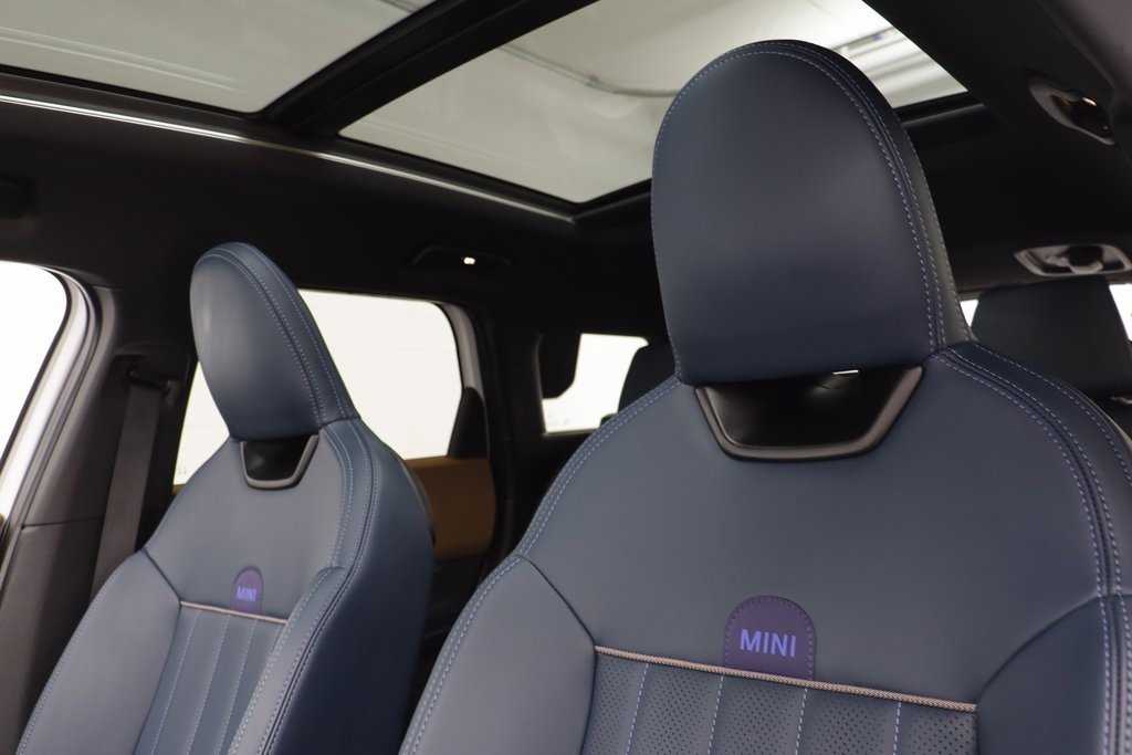 Certified 2025 MINI Cooper Countryman S image 12