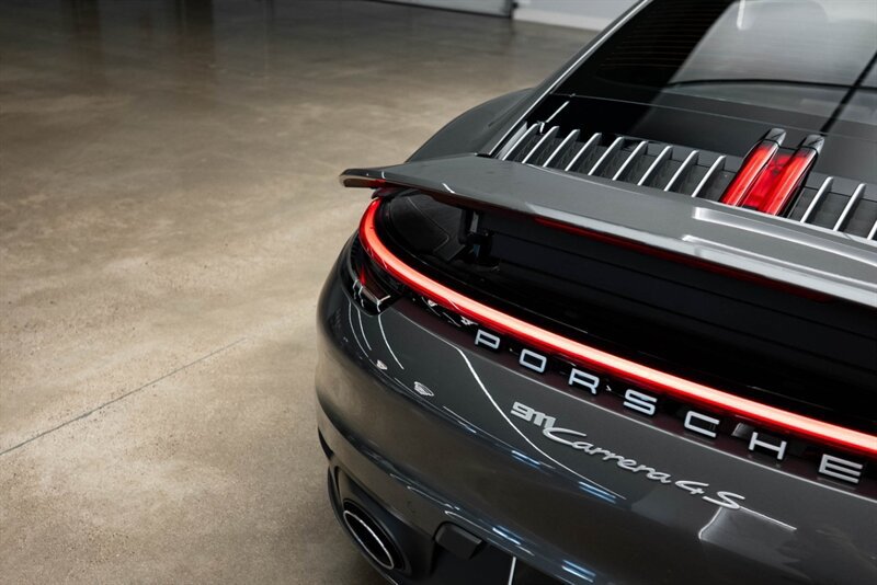 Used 2022 Porsche 911 Carrera 4S AWD/4WD image 27