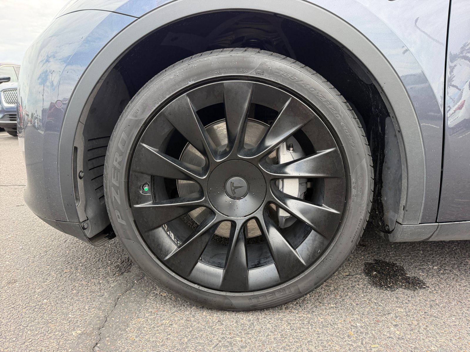 Used 2021 Tesla Model Y Long Range AWD/4WD image 26