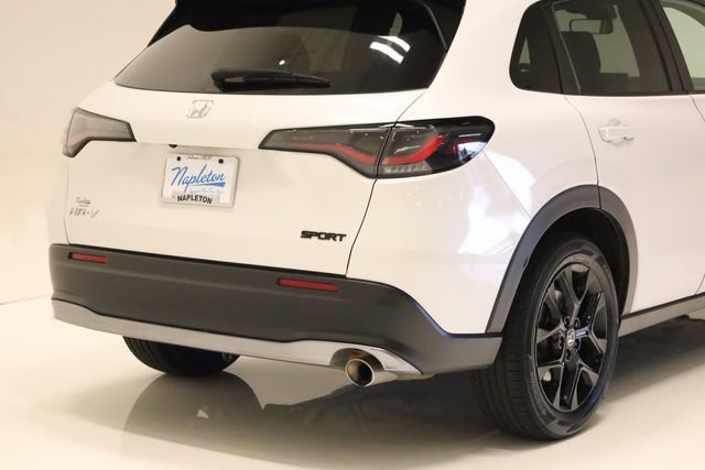Used 2025 Honda HR-V Sport image 5