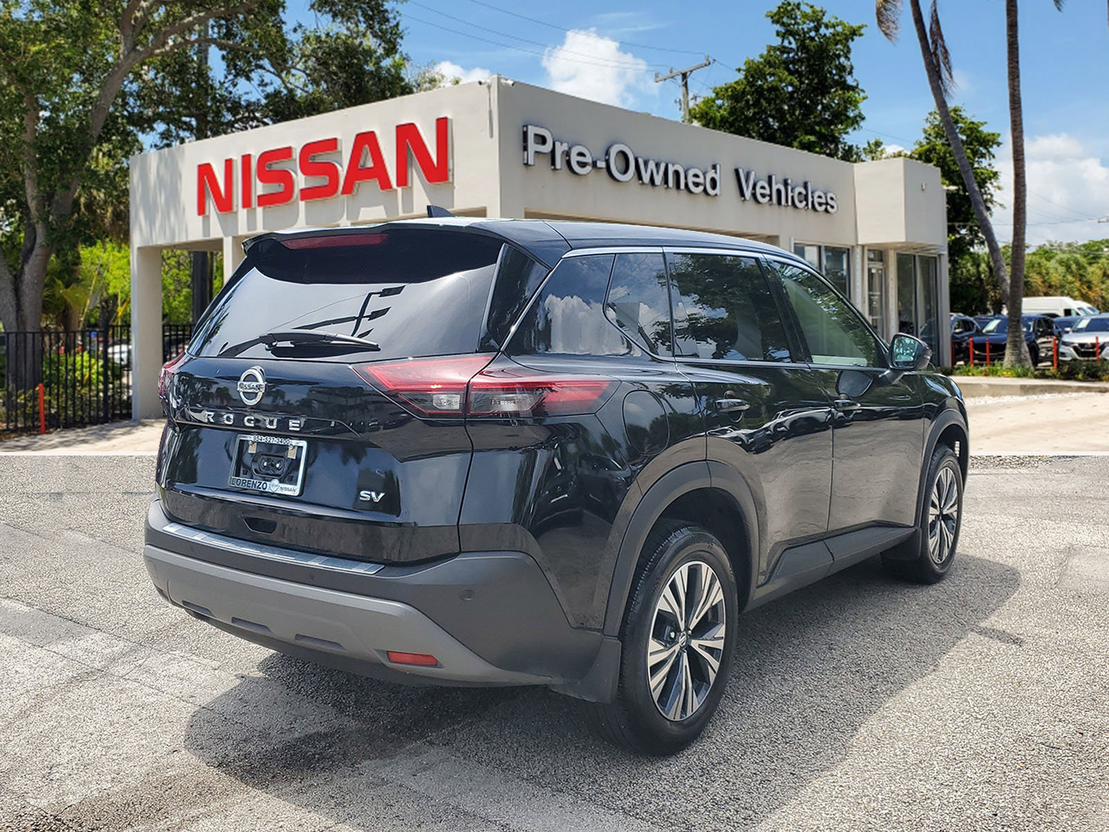 Certified 2021 Nissan Rogue SV image 4